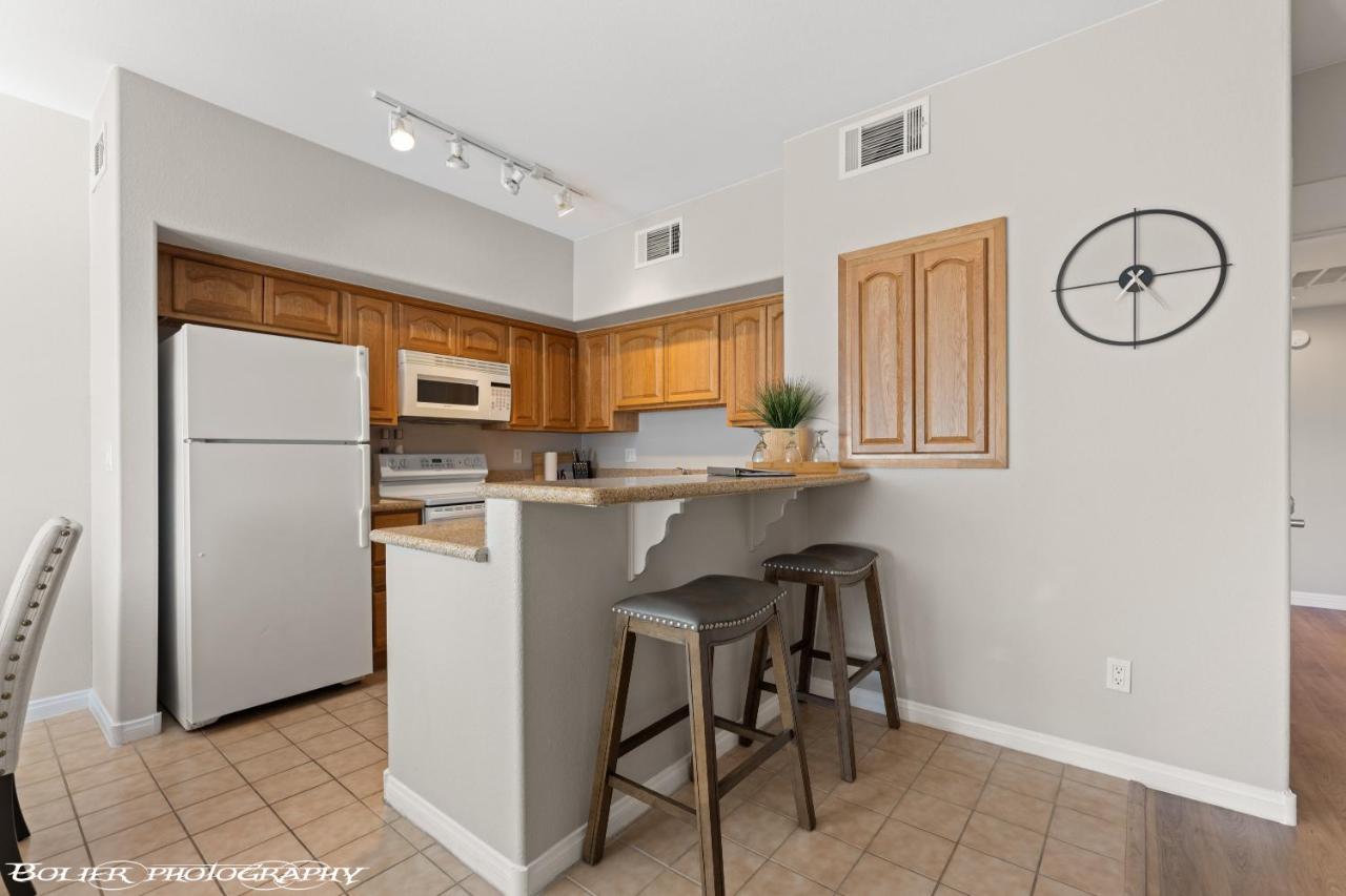 Hawk Ridge Two Bedroom Condo By Cool Properties Mesquite Extérieur photo