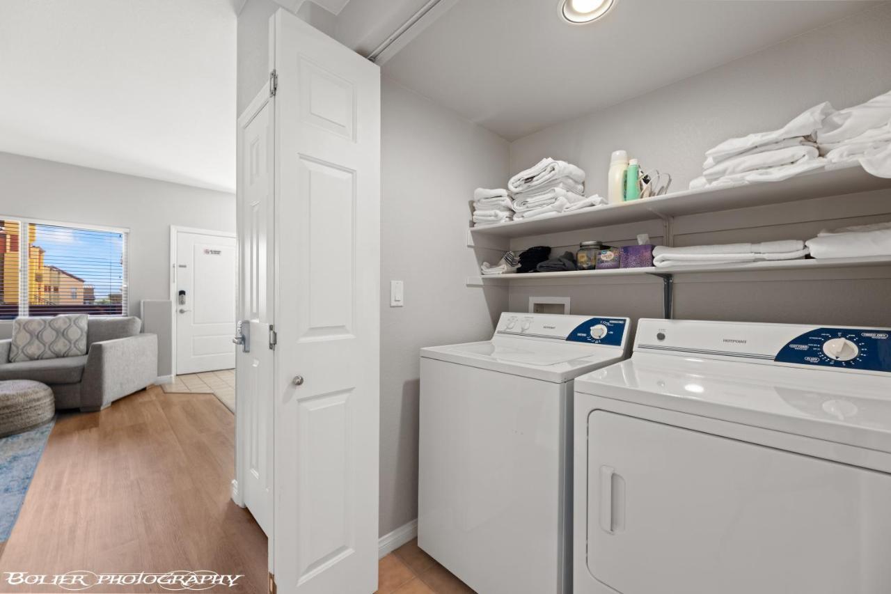 Hawk Ridge Two Bedroom Condo By Cool Properties Mesquite Extérieur photo